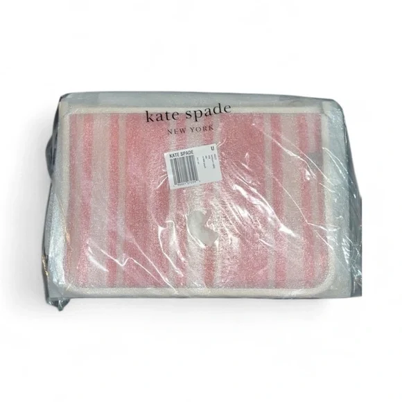 ♠️ Kate Spade Pink and White Striped Mesh Clutch - Picture 4 of 9